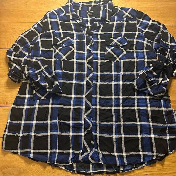 Torrid plaid blouse 2x black blue - Picture 1 of 7